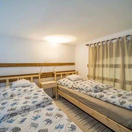 Apartment Zichy Vip *